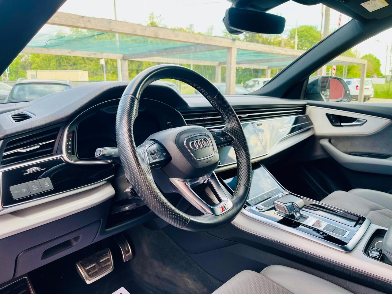 Audi Q8 50 TDI 286 CV quattro tiptronic Sport