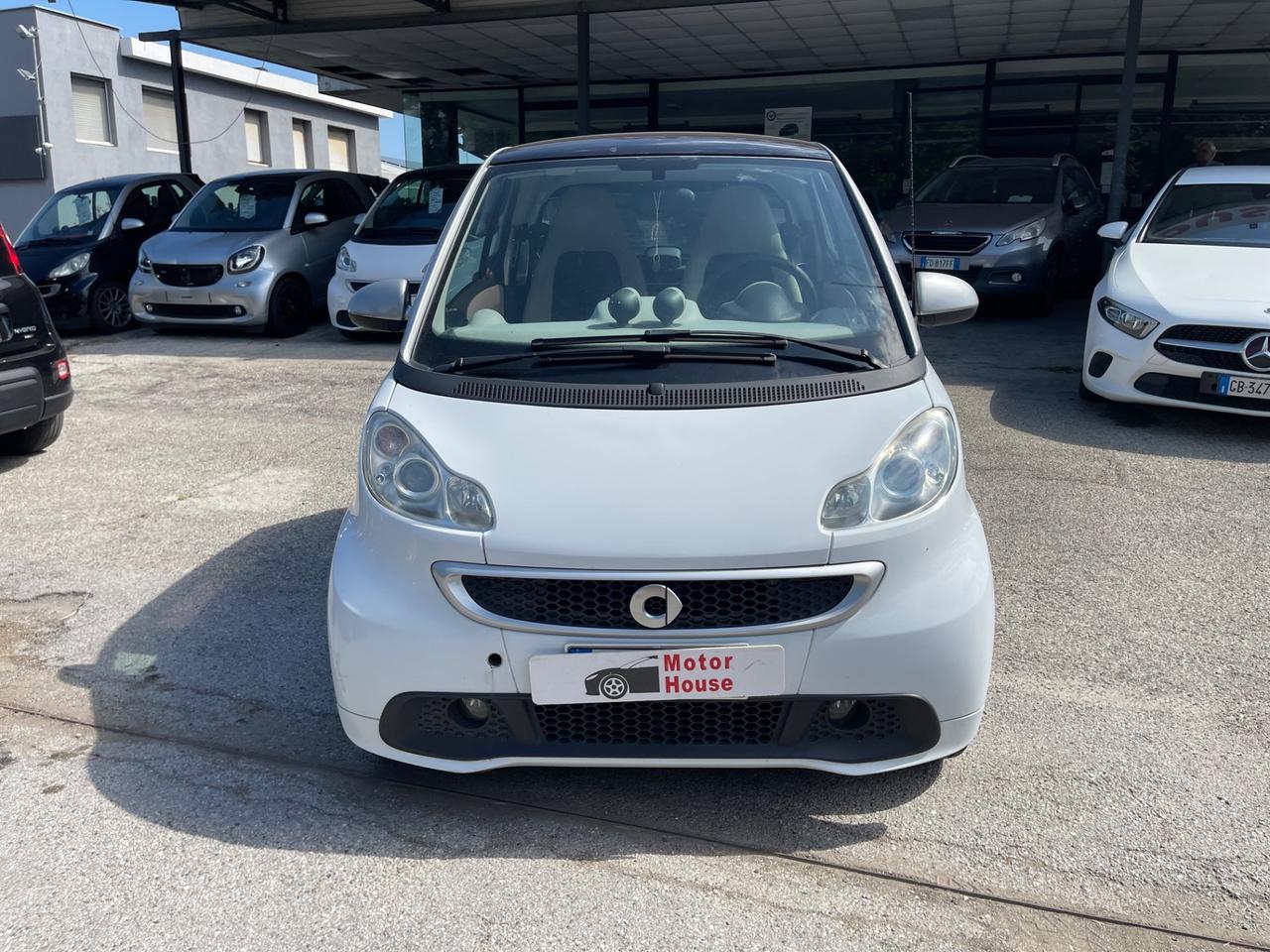 Smart ForTwo 1000 52 kW MHD coupé passion