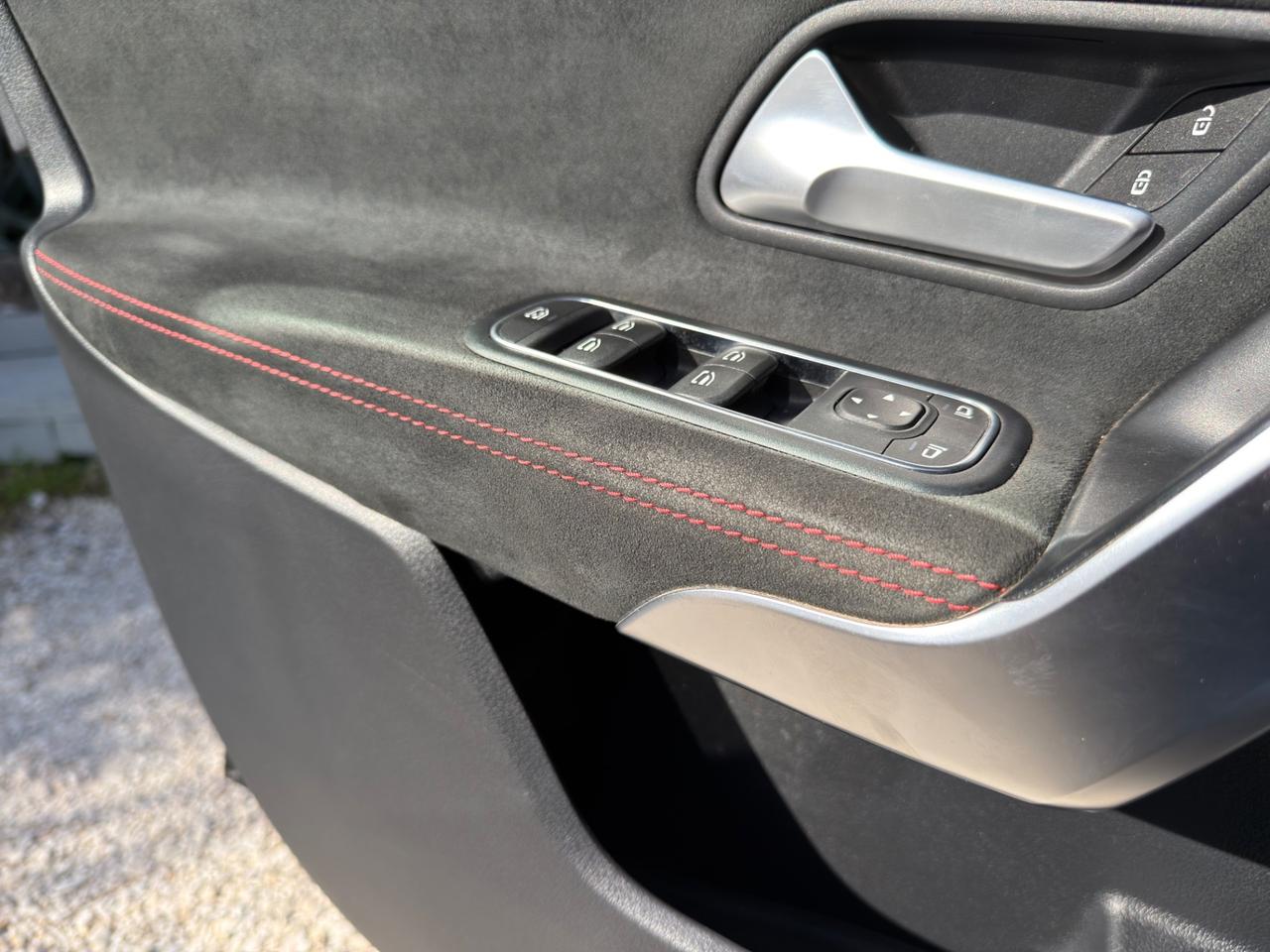 Mercedes-benz A 250 e hybrid EQ Premium