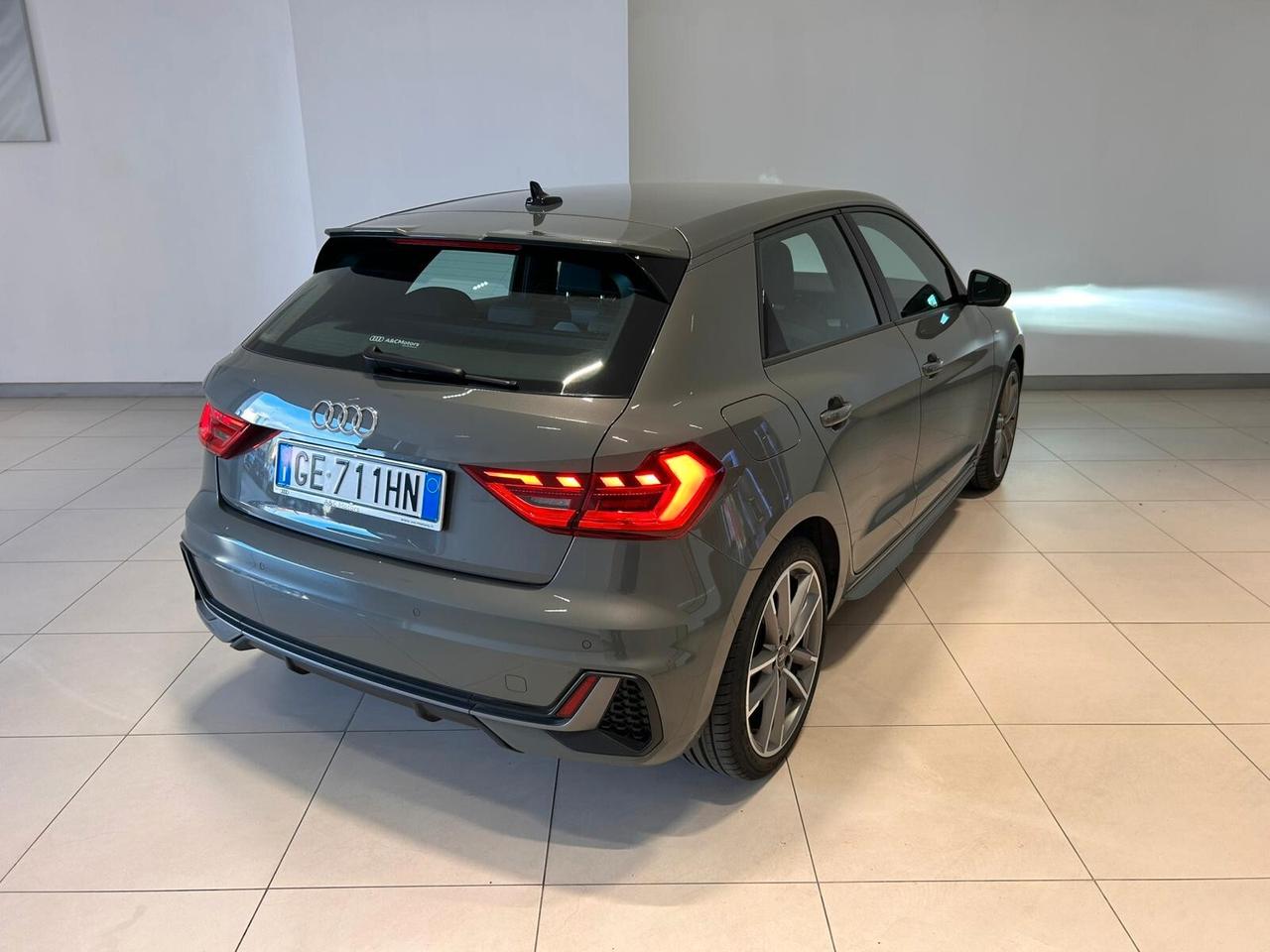 Audi A1 SPB 35 TFSI S tronic line edition