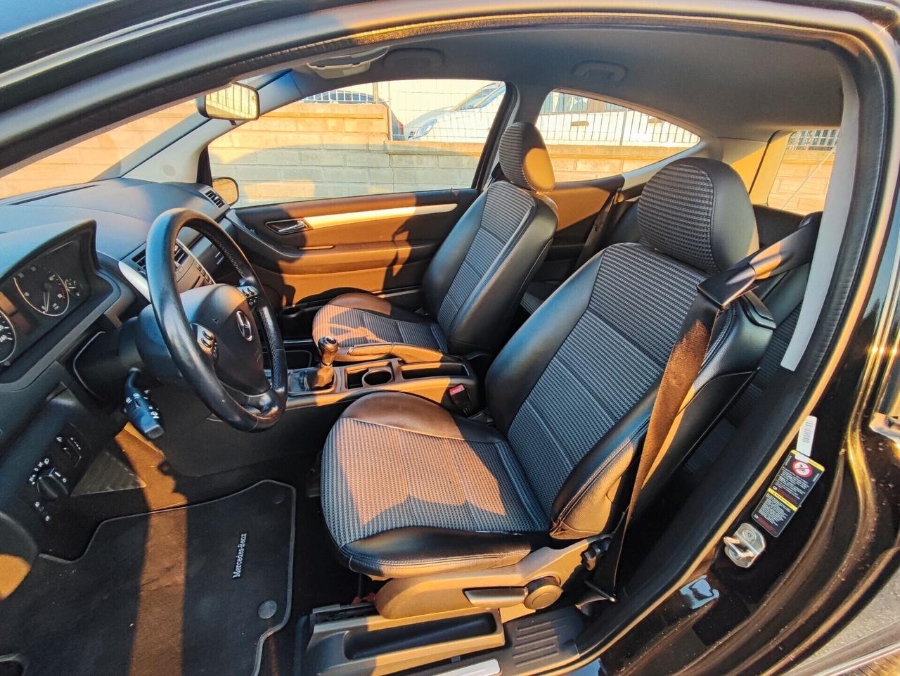 Mercedes-benz A 180 A 160 CDI Coupé Avantgarde
