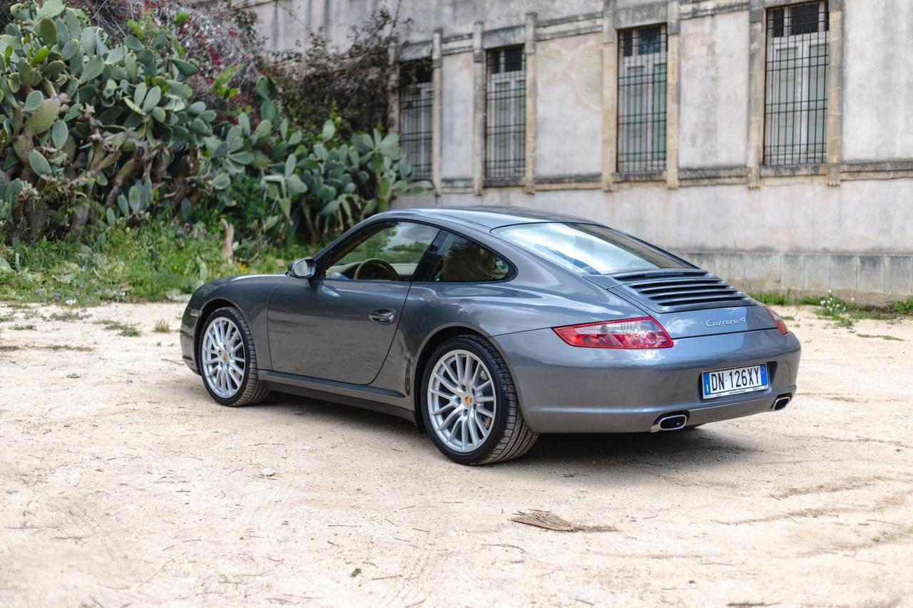 Porsche 911 997 Carrera 4 Coupé
