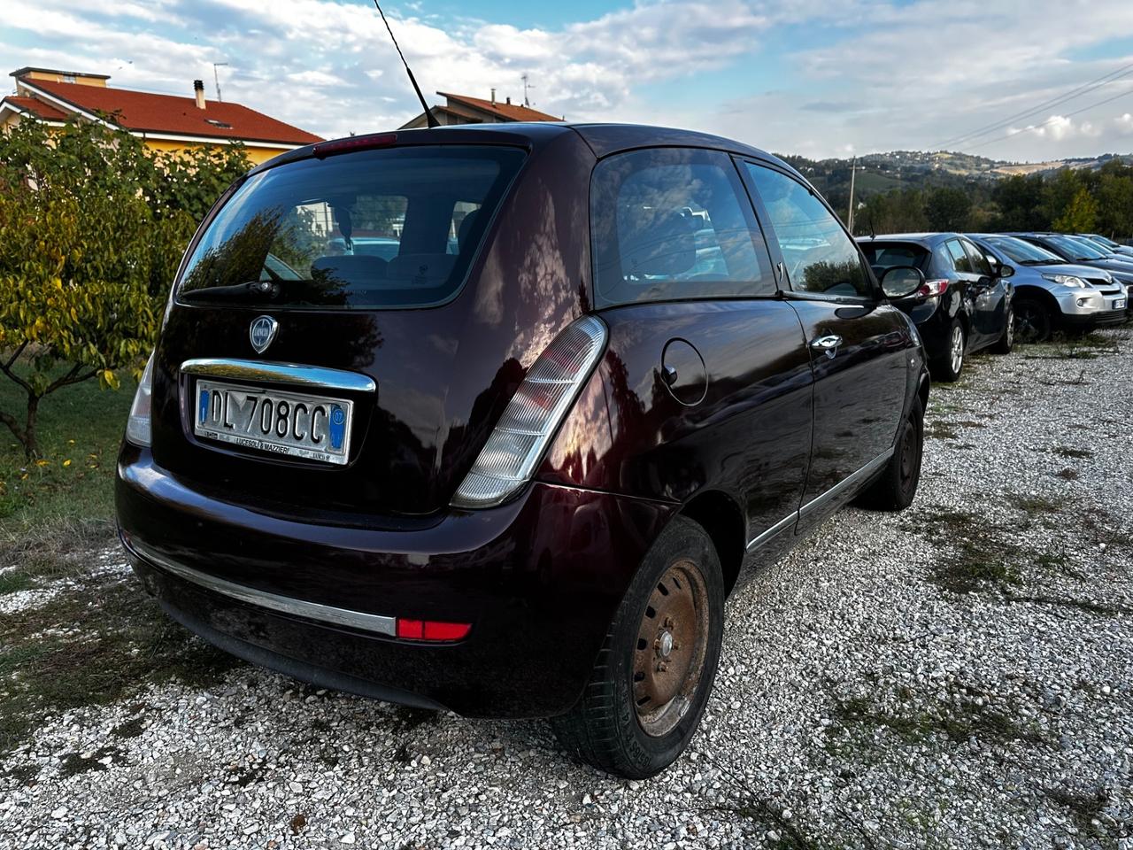 Lancia Ypsilon 1.2 Modamilano