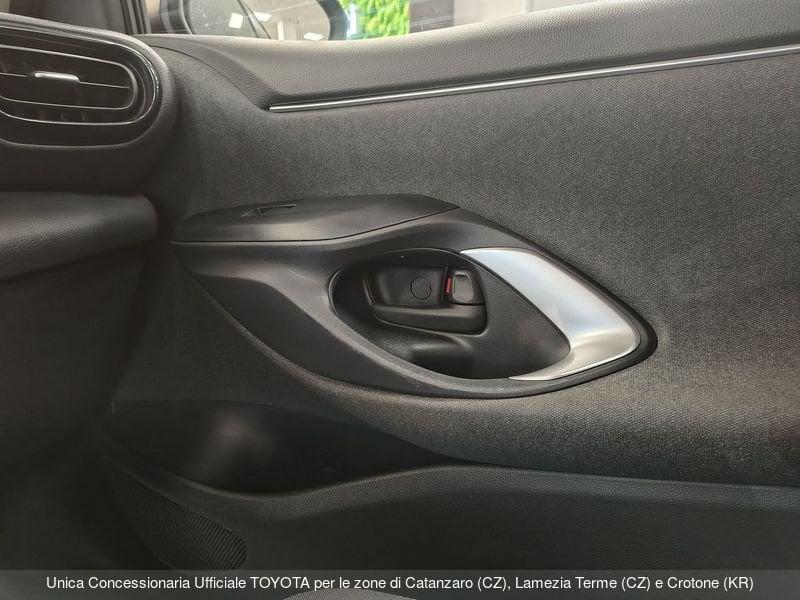 Toyota Yaris 1.0 5 porte Active