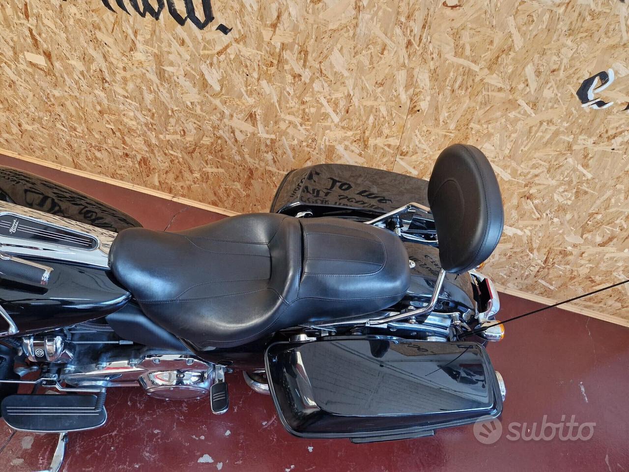 Harley-davidson FLHX Street Glide