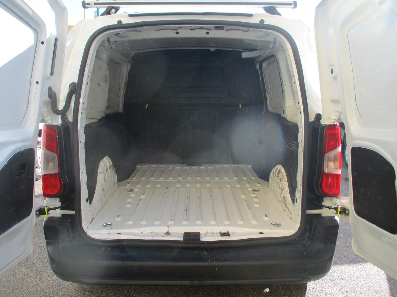 Peugeot PARTNER 1.5 102 CV EURO 6D FURGONE 3 POSTI PERFETT