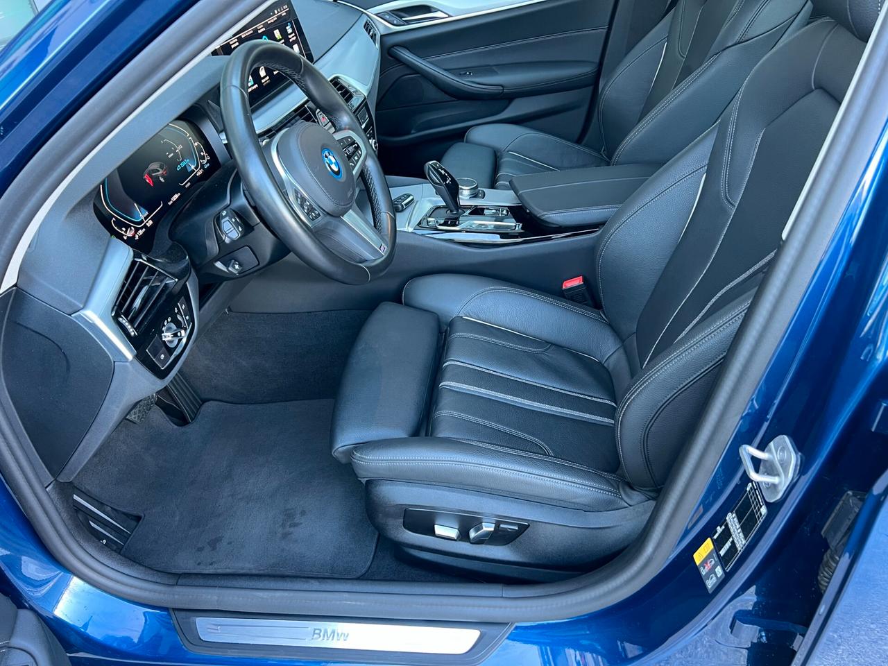 Bmw 530e xDrive Luxury Plug-in/13.000km! IVA ESPOSTA