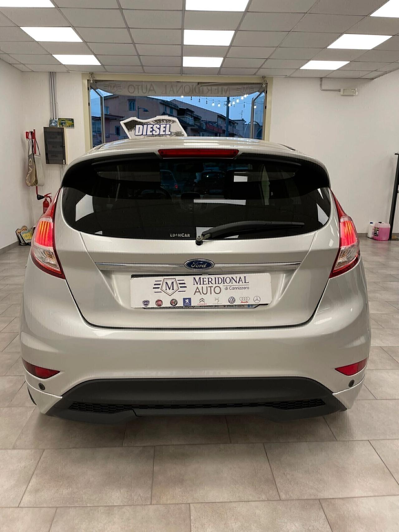 Ford Fiesta 1.5 TDCi 75CV 5 porte ST-Line