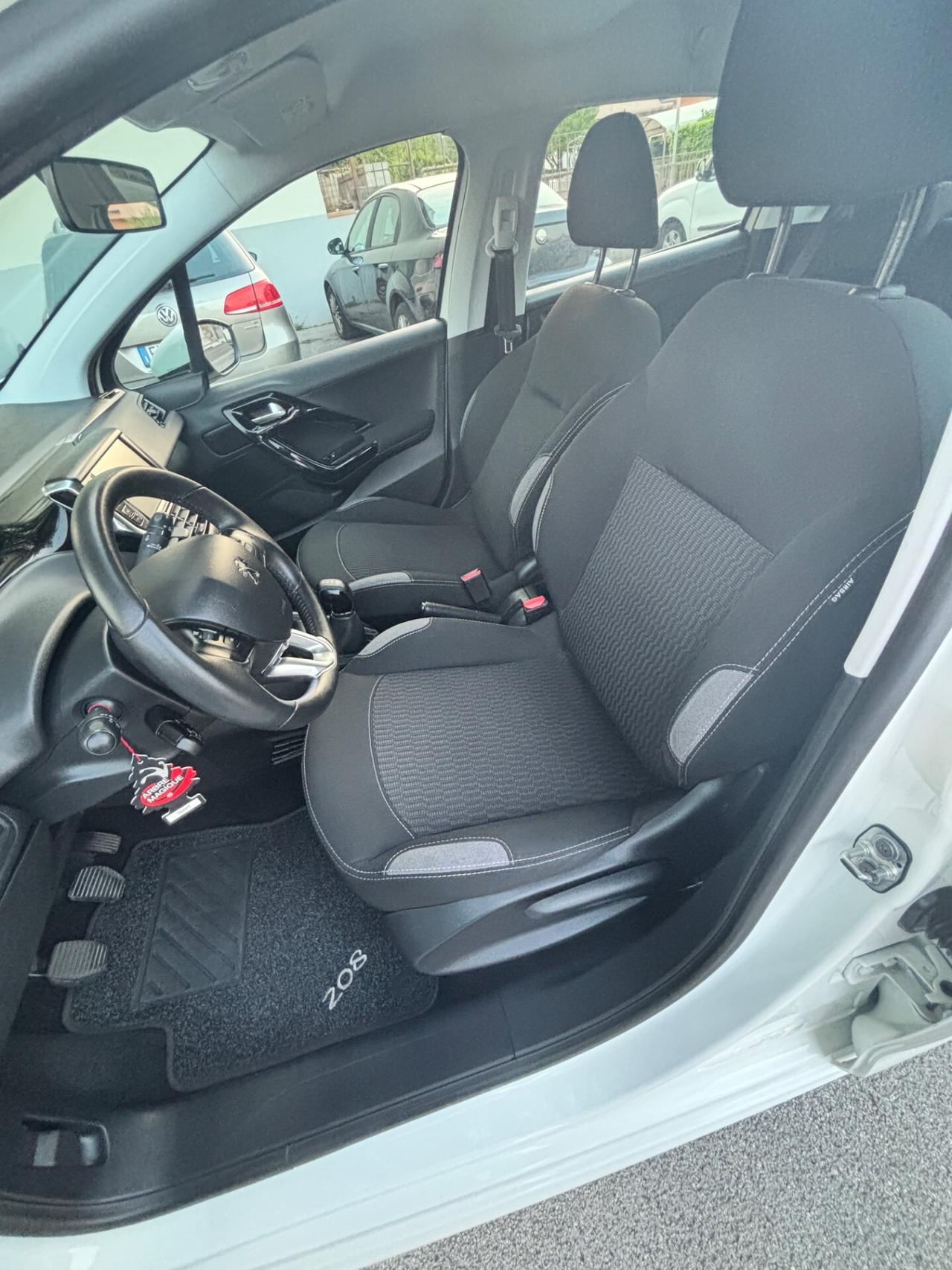 Peugeot 208 PureTech 68 5porte Access