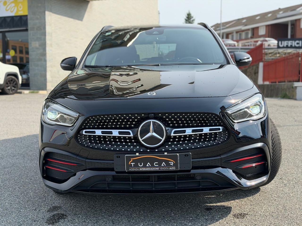 Mercedes-Benz GLA 200 D Premium Red Edition #11451