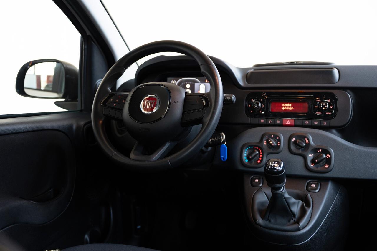 Fiat Panda 1.0 FireFly S&S Hybrid Pandina IVA ESPOSTA