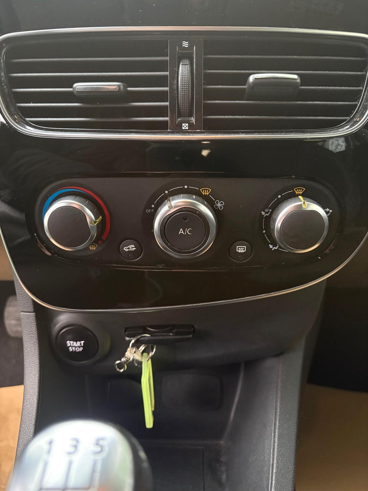 Renault Clio dCi 8V 90CV Start&Stop 5 porte Energy Intens