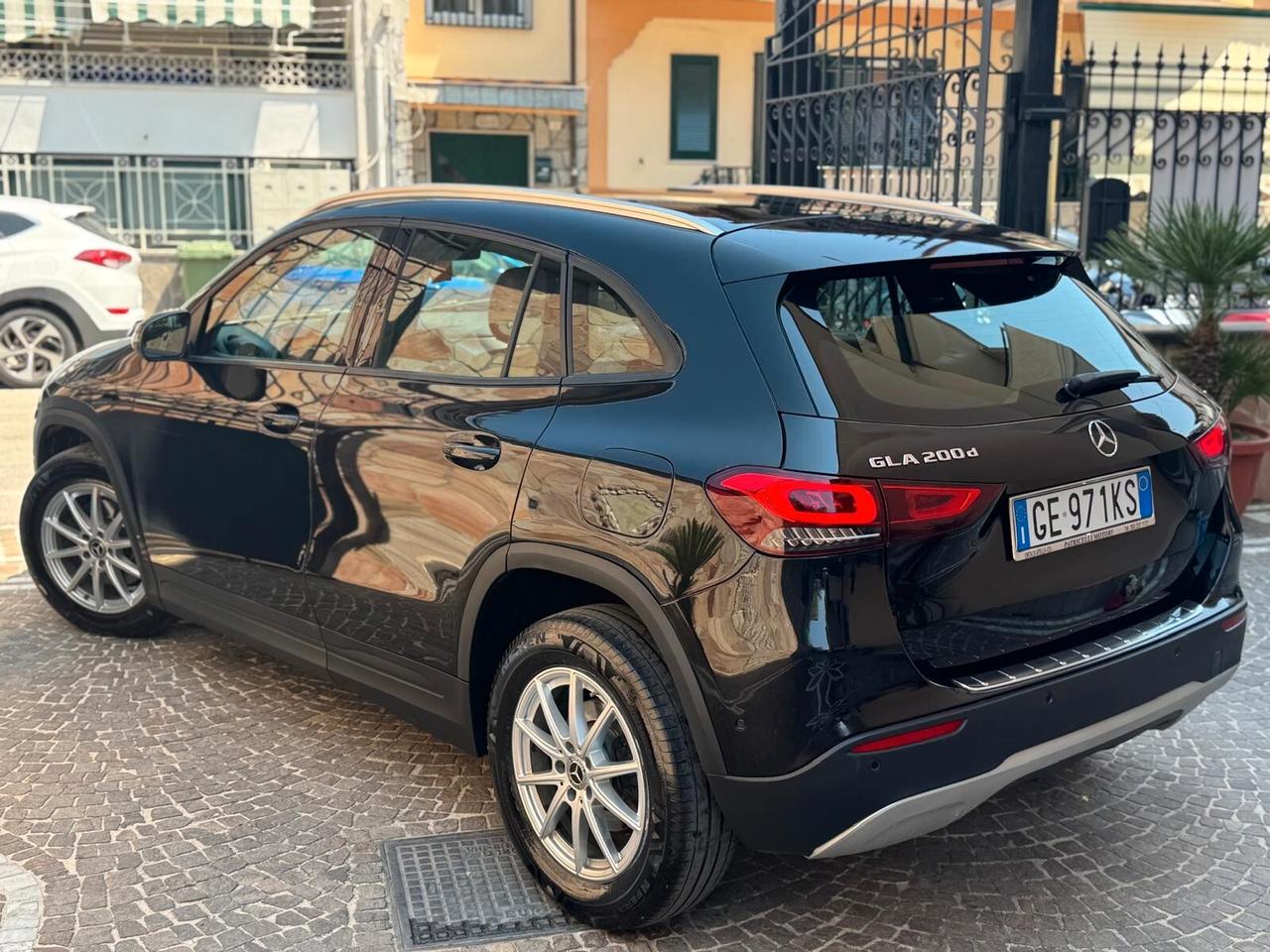 Mercedes-benz GLA 200 d Automatic Business
