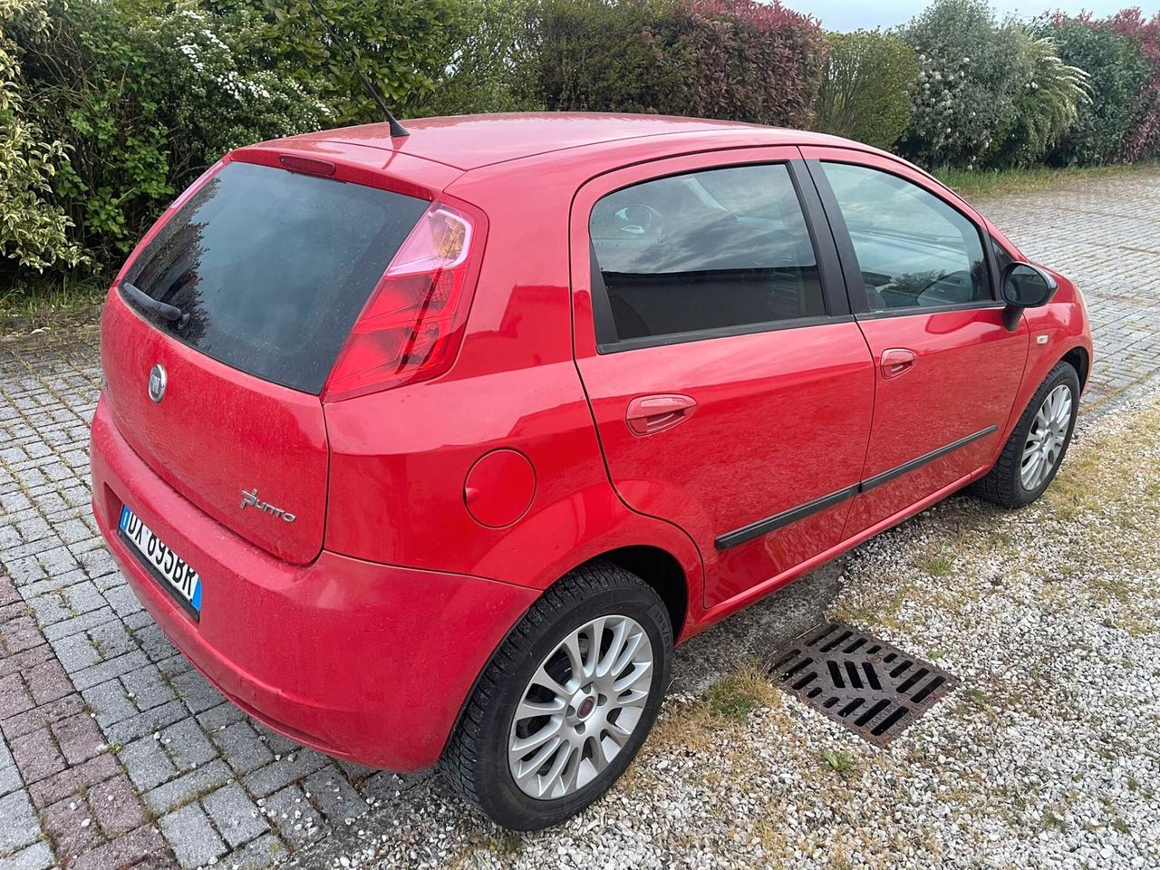 Fiat Grande Punto 1.4 5 porte Dynamic Natural Power UNI PROPIET