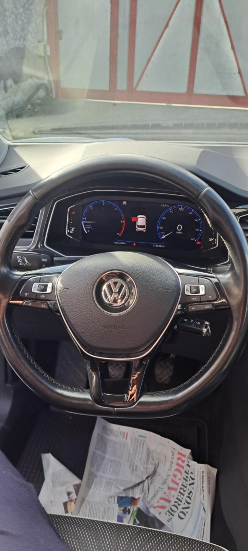 Volkswagen T-Roc 1.6 TDI SCR Business BlueMotion Technology
