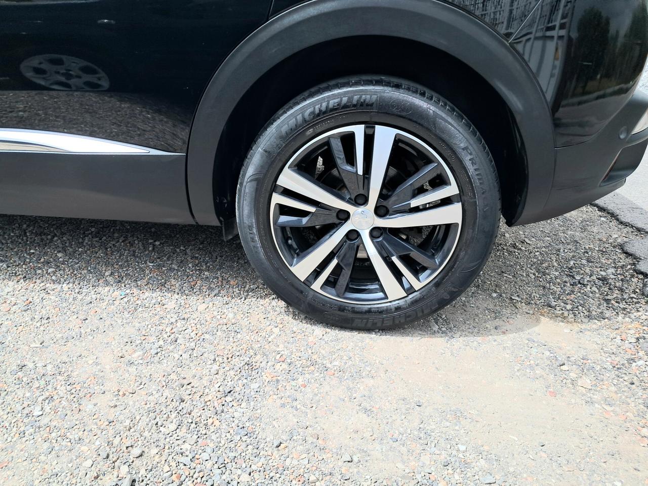 Peugeot 3008 HDi 130cv Allure