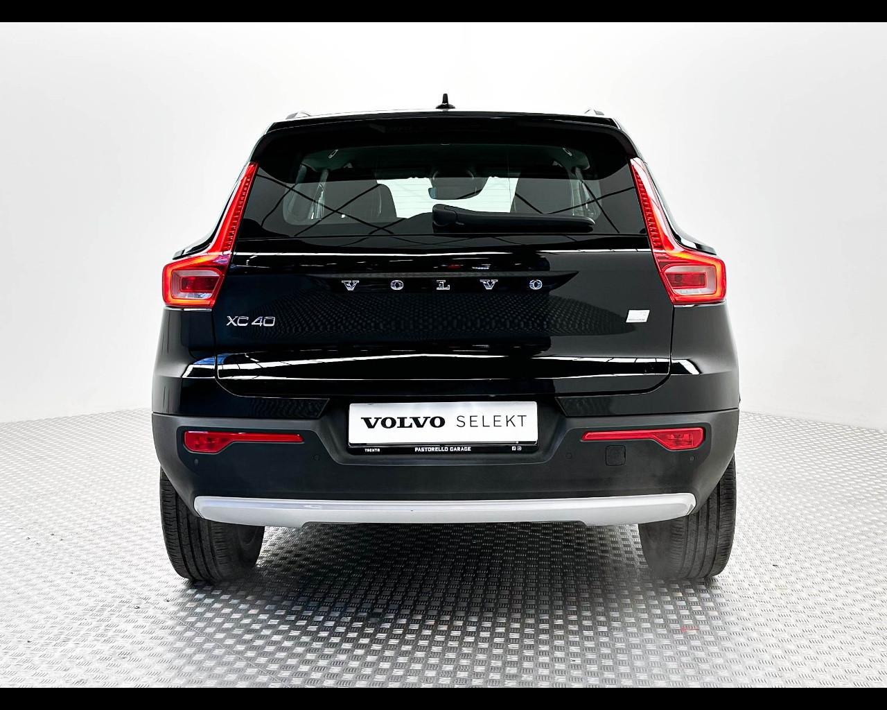 VOLVO XC40 T5 Recharge Plug-in Hybrid Inscription