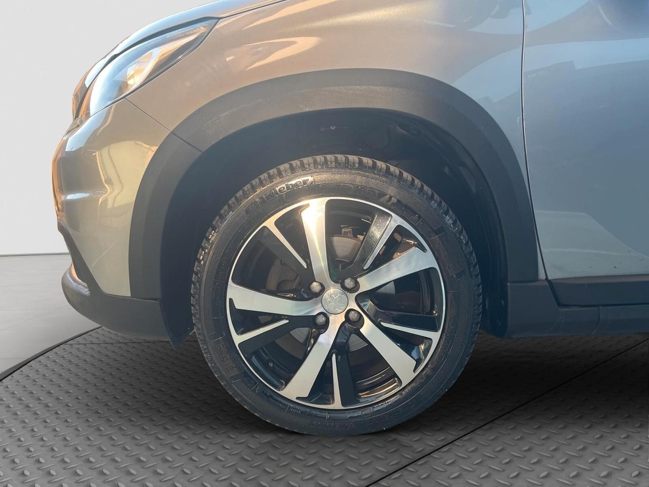 Peugeot 2008 1.6 BlueHDi 120 S&S Allure 2017