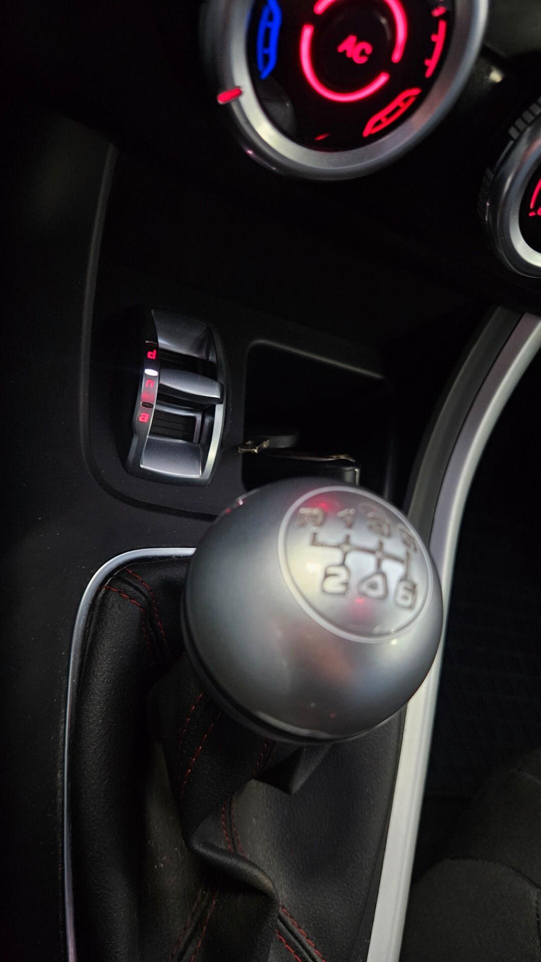 Alfa Romeo Giulietta 1.6 JTDm-2 105 CV Exclusive