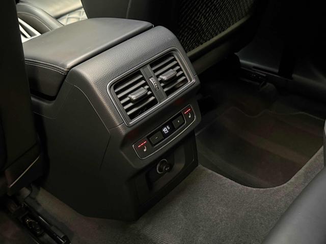 AUDI Q5 40 TDI quattro S tronic S line plus