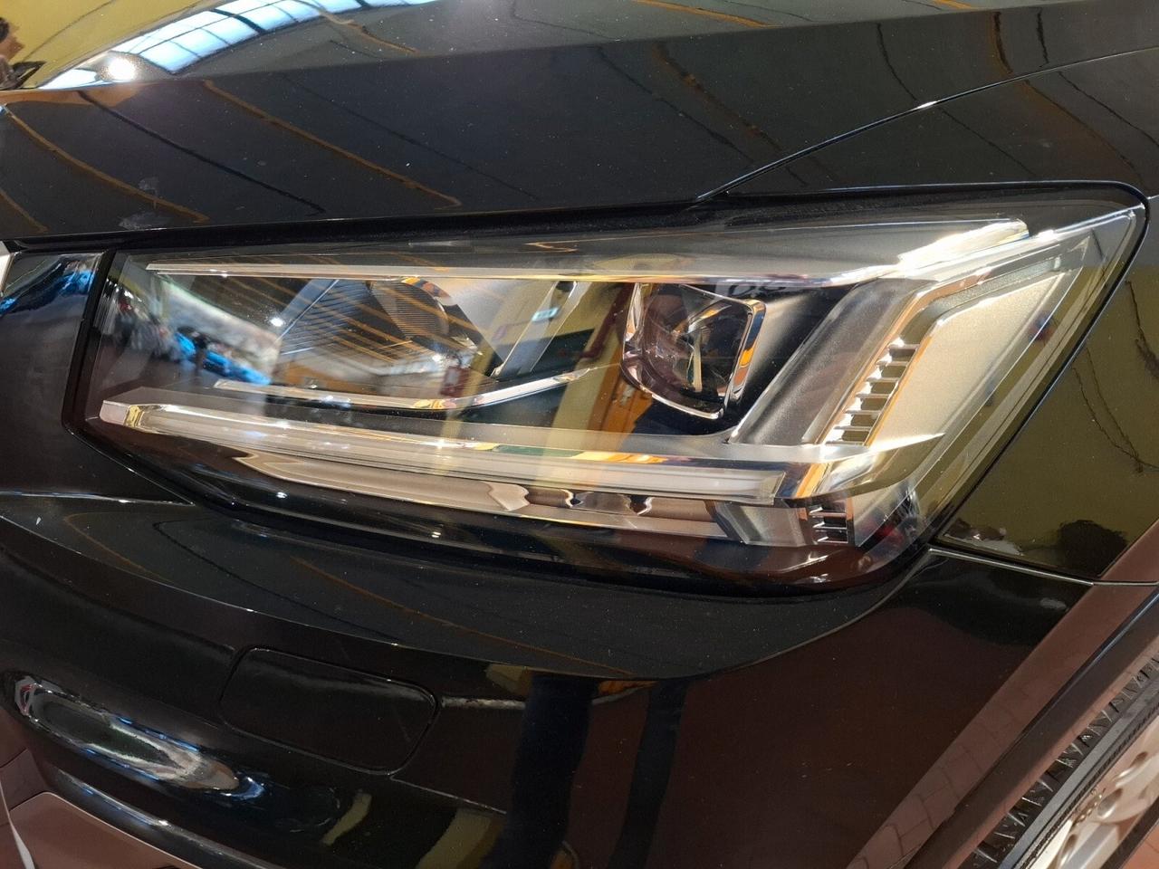 Audi Q2 30 TDI S tronic Business 116CV TAGLIANDI AUDI