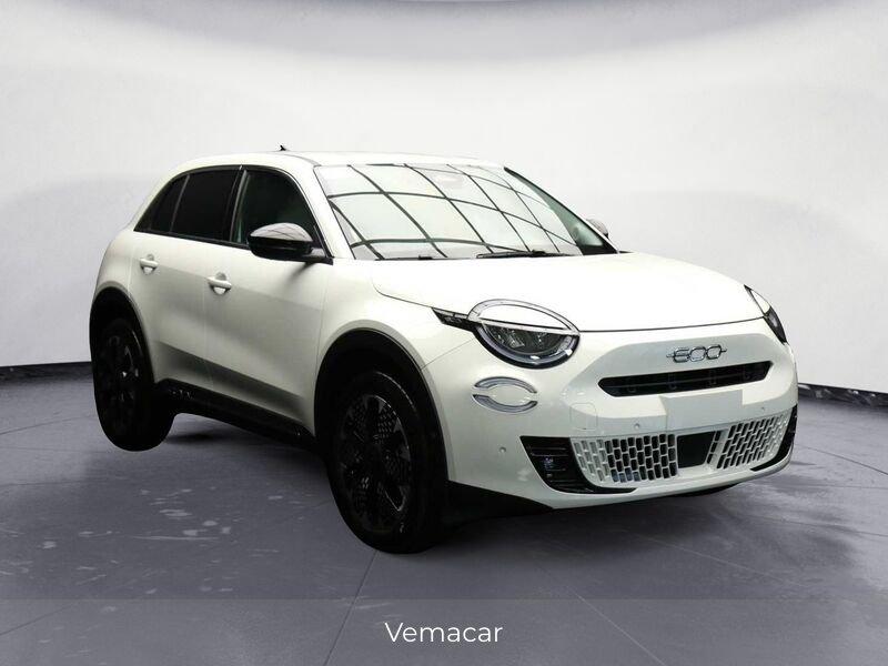 FIAT 600 1.2 Hybrid 145cv La Prima II