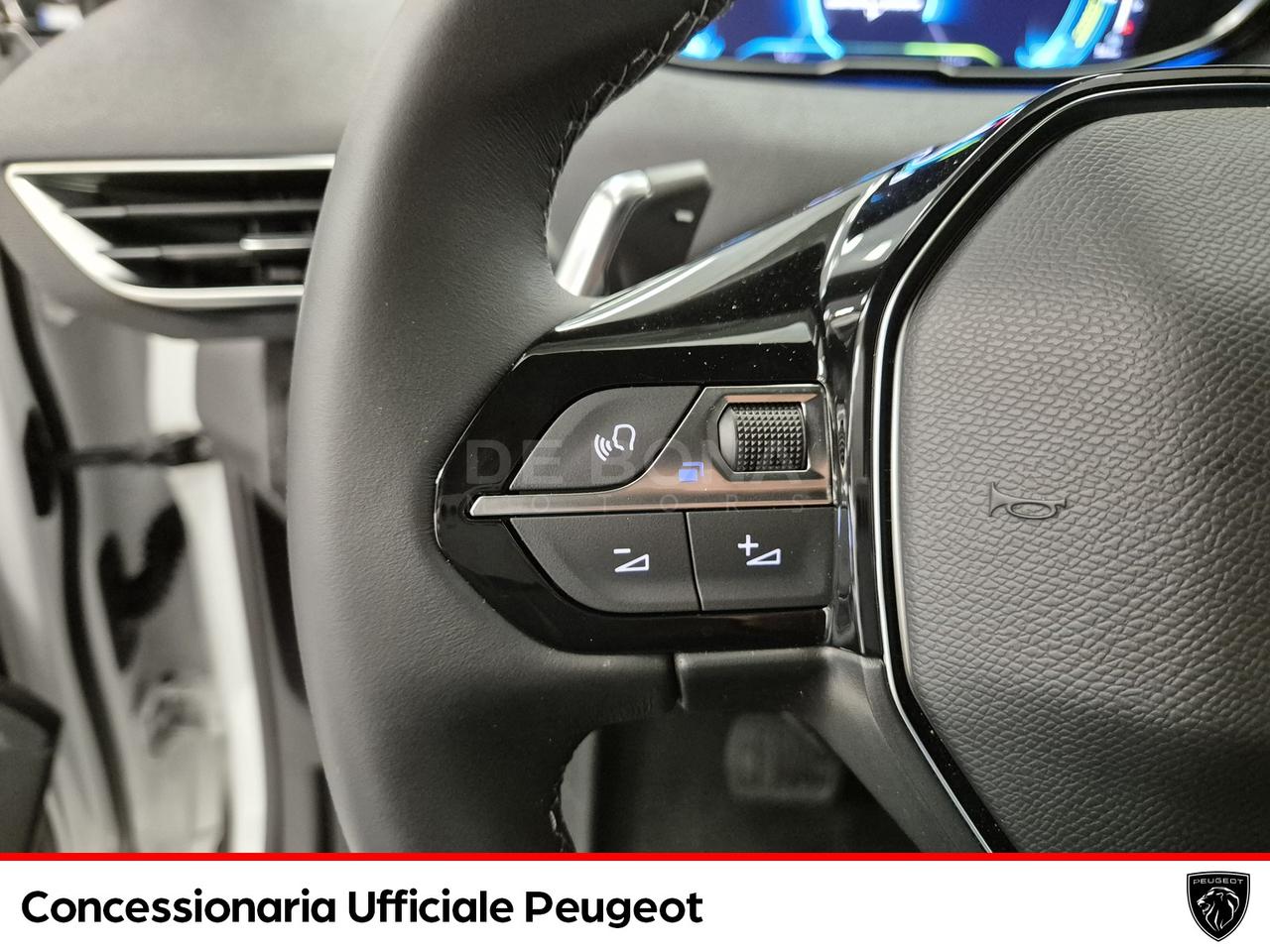 Peugeot 3008 1.6 hybrid4 phev allure pack 300cv e-eat8