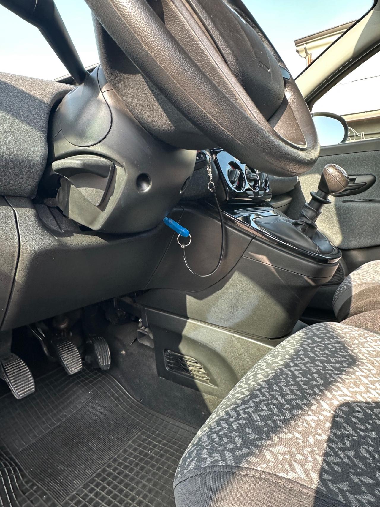 Lancia Ypsilon 1.0 S&S Hybrid Ecochic Gold 2021