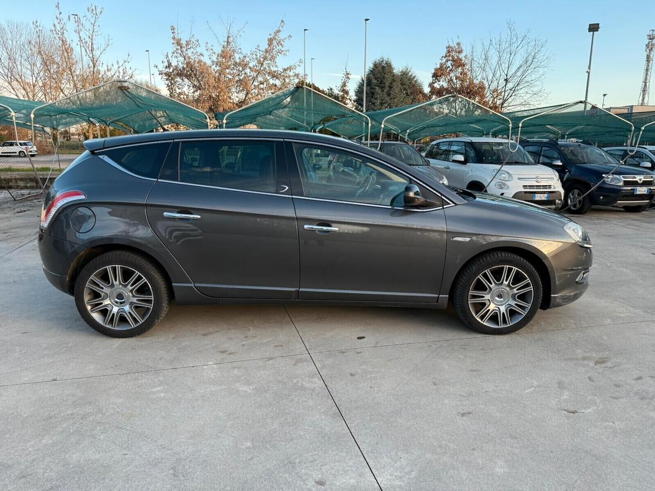 Lancia Delta 1.6 mjt 120cv diesel GOLD