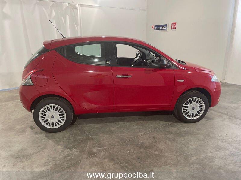 Lancia Ypsilon III 2015 Benzina 0.9 t.air Gold ecochic metano 80cv my16