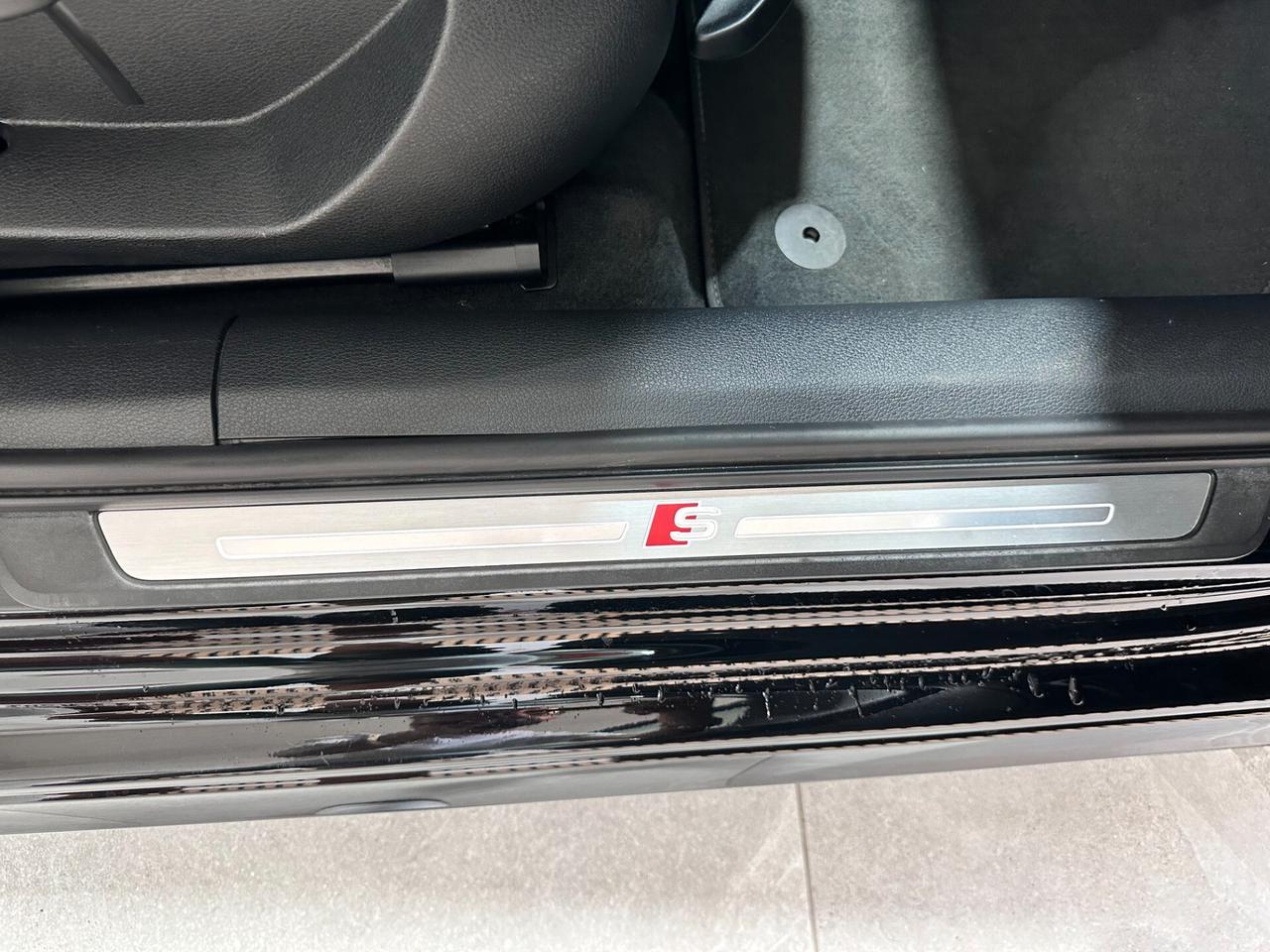 Audi A3 2.0 TDI S LINE - MANUALE - DA VETRINA - FULL