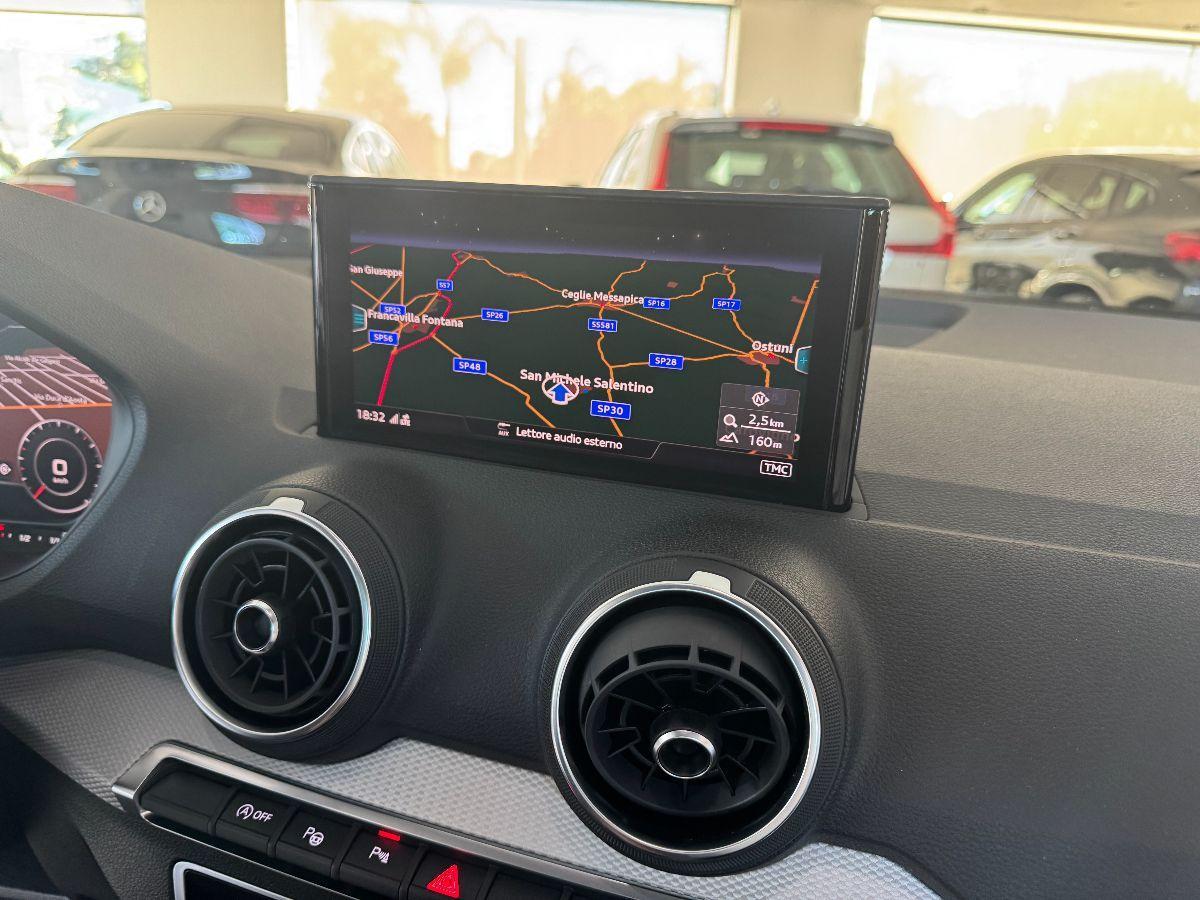 AUDI Q2 2.0 TDI S-tronic Edition Cockpit 2022
