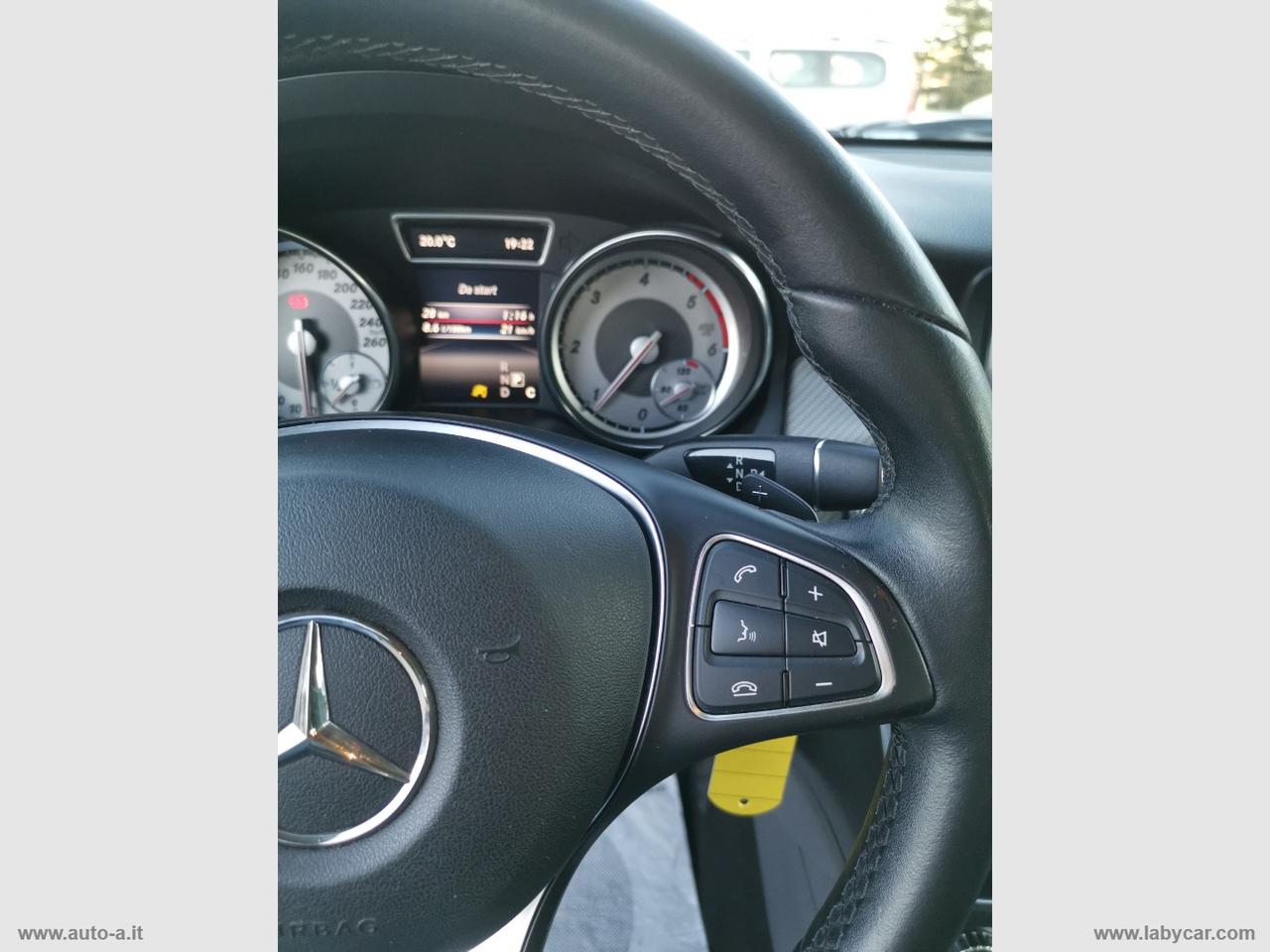 MERCEDES-BENZ GLA 180 d Automatic Sport