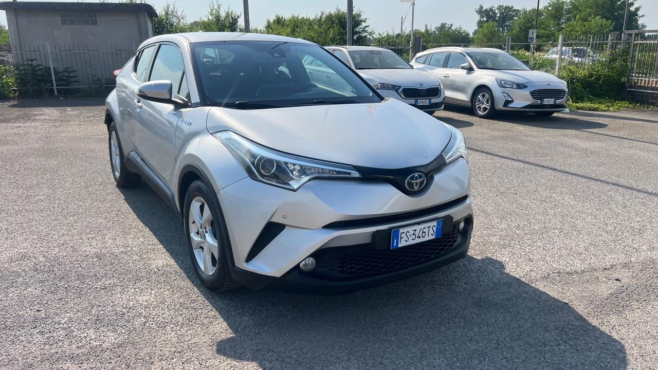 Toyota C-HR 1.8 Hybrid E-CVT Lounge 122CV