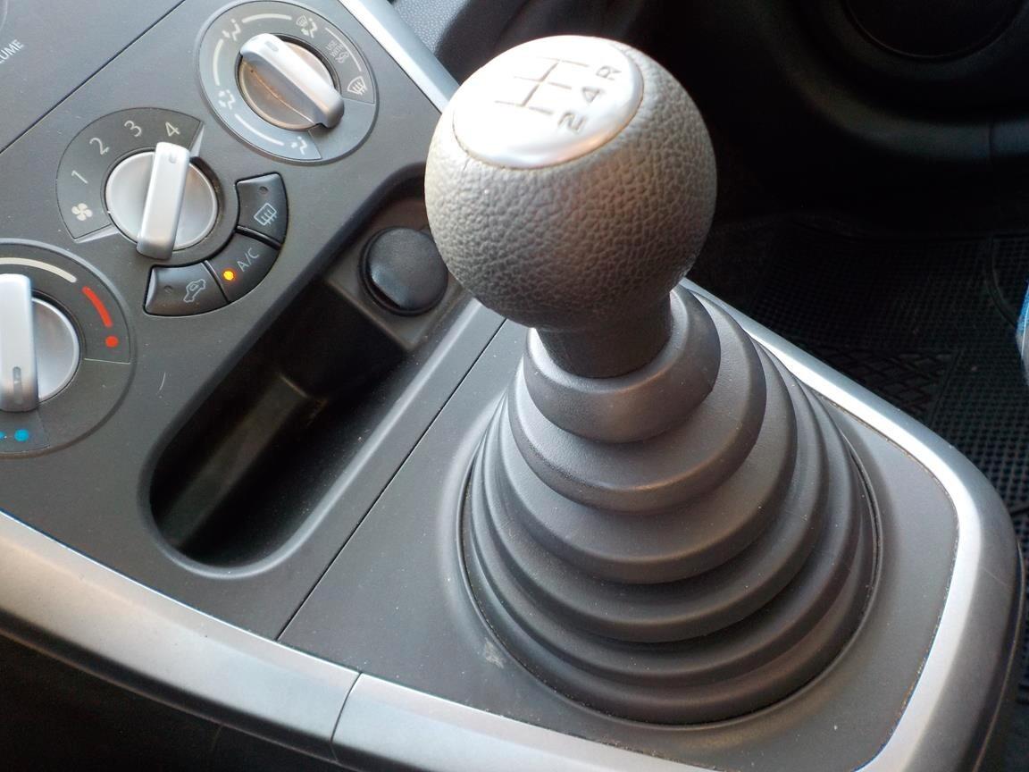 Opel Agila 1.2 16V 94CV Enjoy