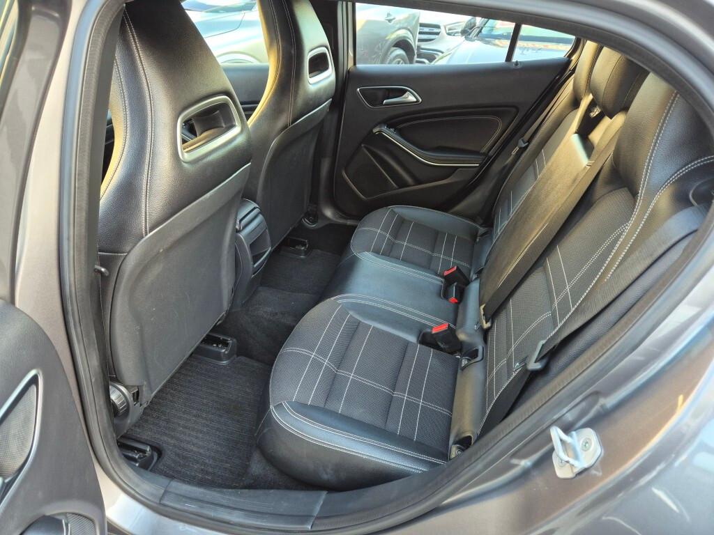 Mercedes GLA 200 d Automatic Business
