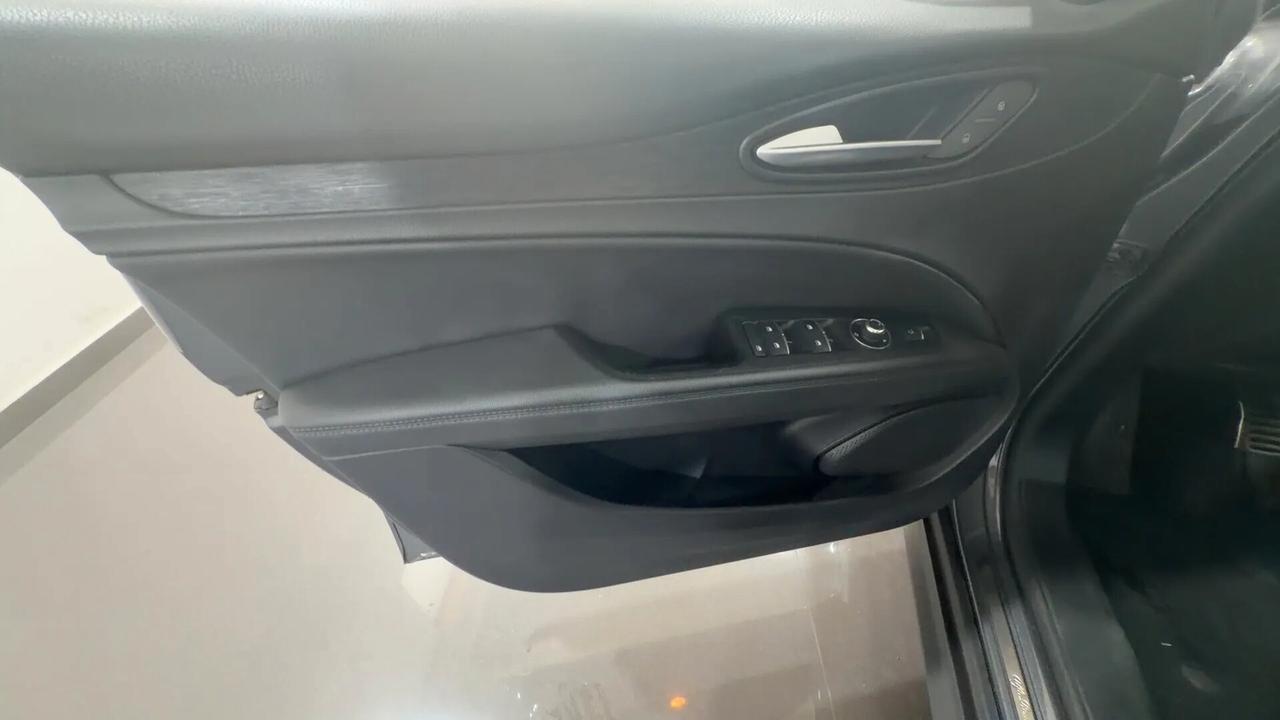 Alfa Romeo Stelvio 2.2 Turbodiesel 210 CV AT8 Q4 Veloce