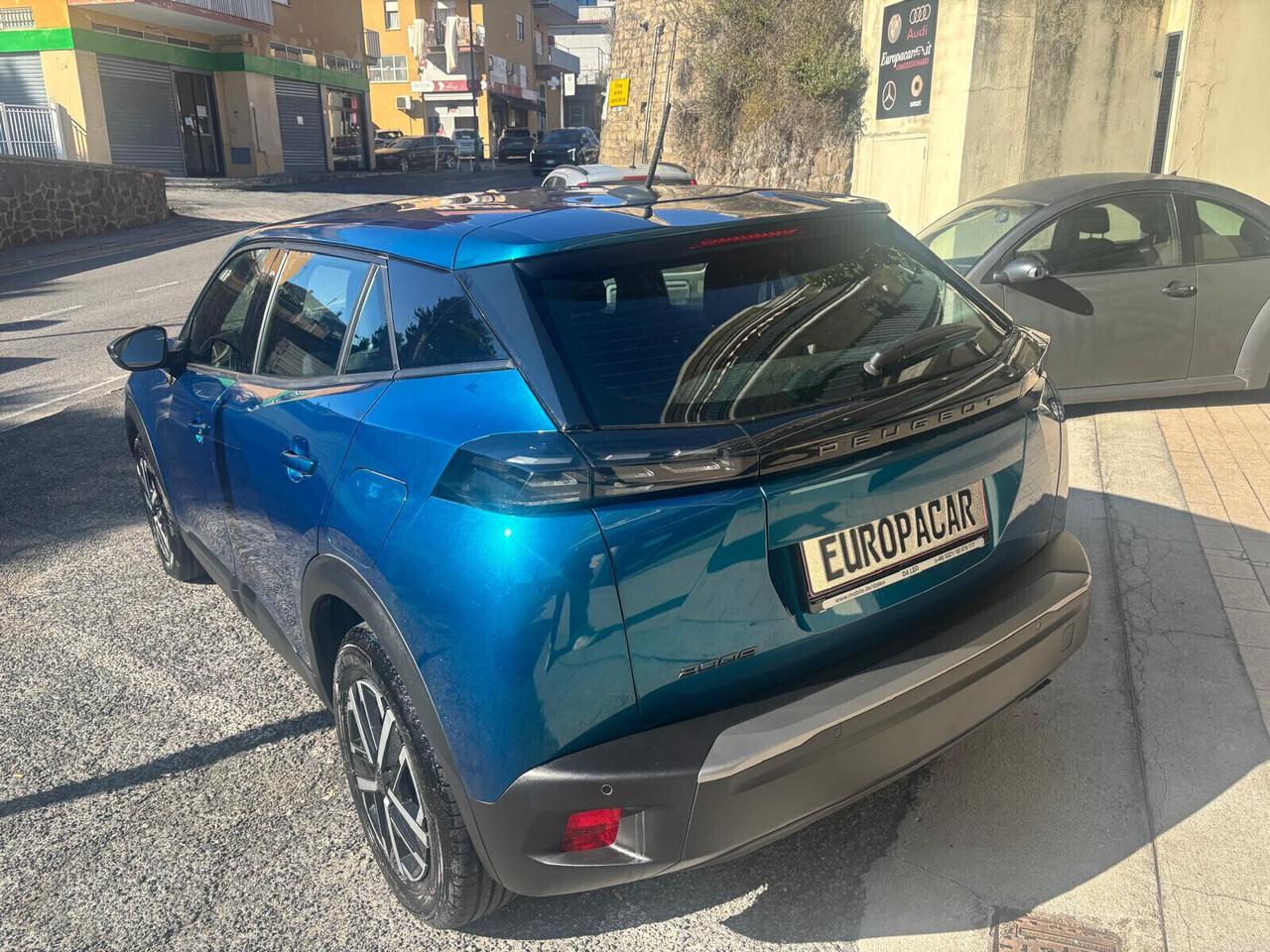 Peugeot 2008 benzina 6 marce Style