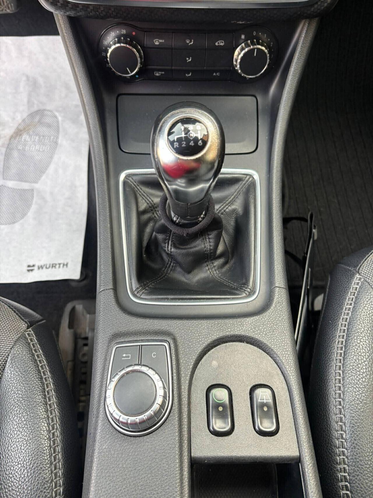 Mercedes-benz GLA 200 CDI Sport/;.''"!