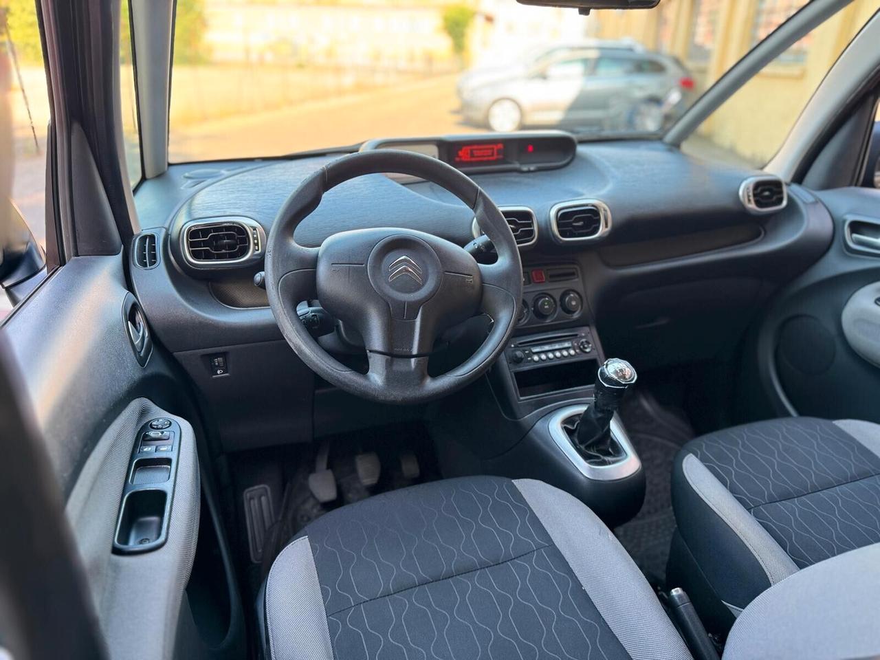 Citroen C3 Picasso Anno 2014 1.6 Diesel CINGHIA FATTA