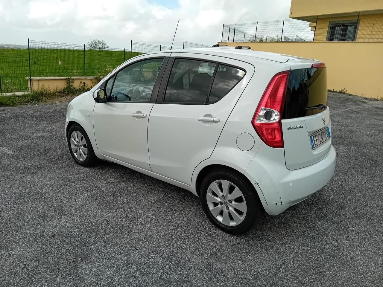 Suzuki Splash 1.0 VVT L