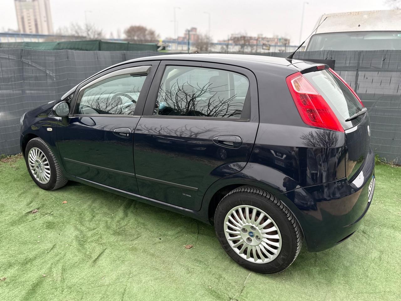 Fiat GRANDE PUNTO 1.4 GPL UNICOPROPRIETARIO 5 PORTE