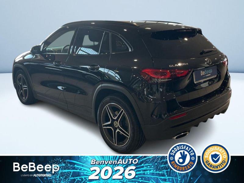 Mercedes-Benz GLA 200 D PREMIUM AUTO