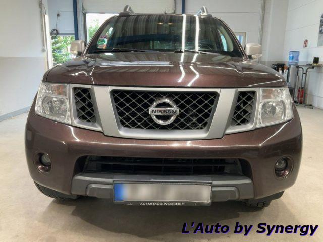 NISSAN Navara 2.5 dCi 190CV 4 porte DC. Platinum Evo hard top
