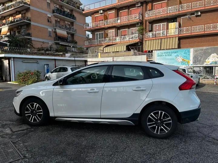 Volvo V40 Cross Country D2 Geartronic