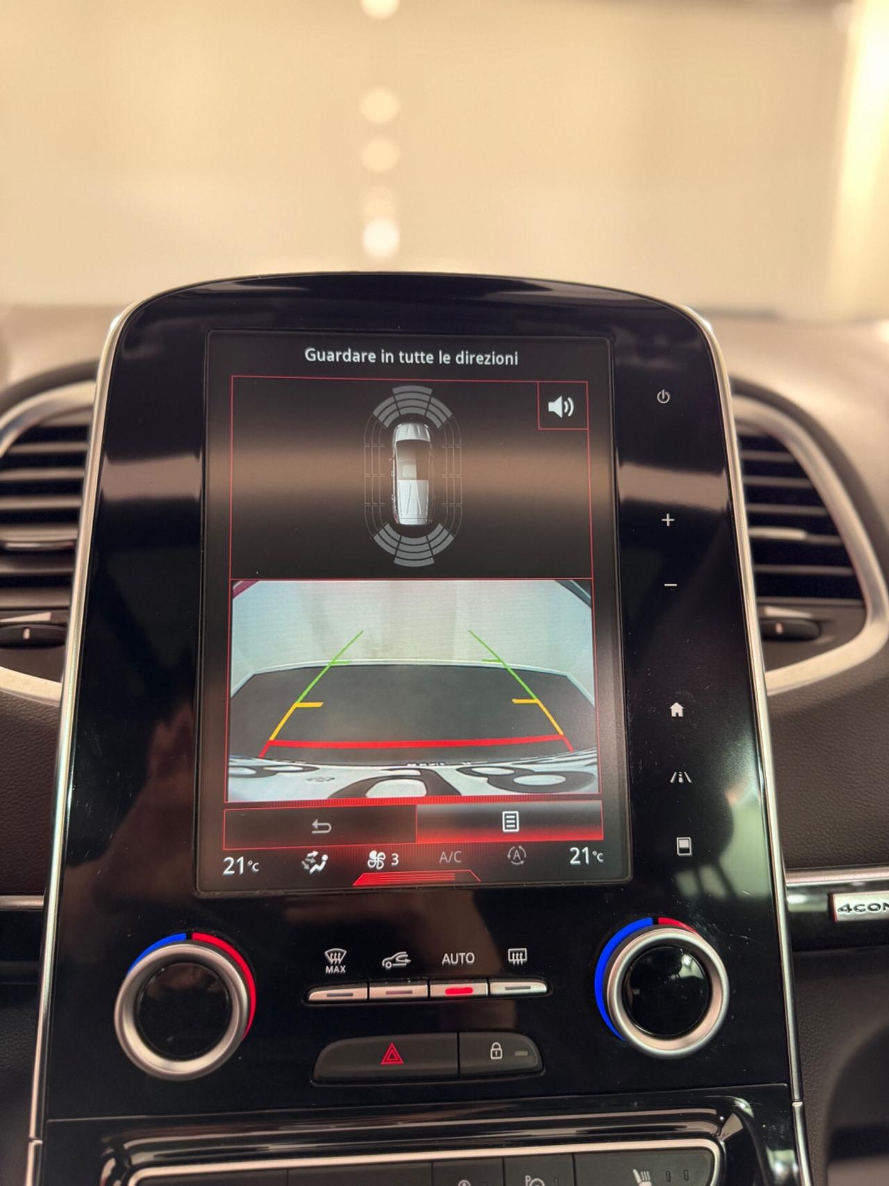 Renault Espace dCi 160CV EDC Energy Initiale Paris 4Control FULL OPTIONAL CRUISE ADATTIVO, SEDILI RISCALDATI, RETROCAMERA, TETTO APRIBILE E MOLTO ALTRO...