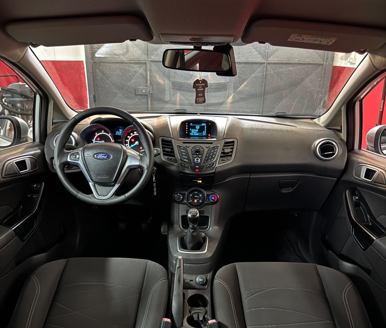 Ford Fiesta 1.5 TDCi 75CV 5 porte Titanium