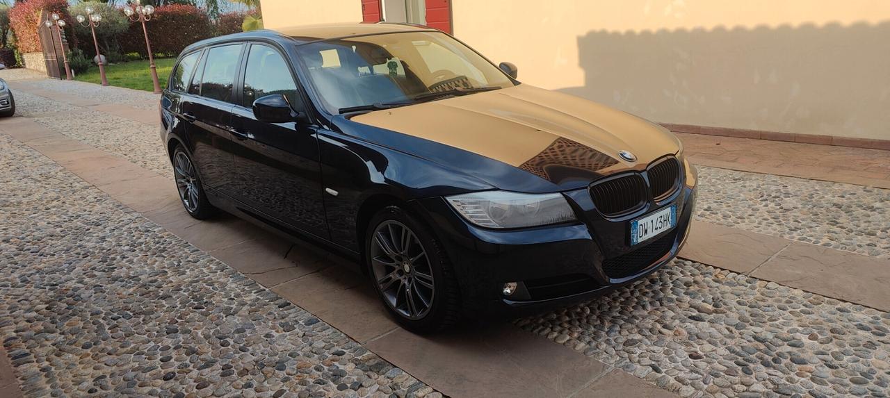 Bmw 320 320d cat Touring Attiva