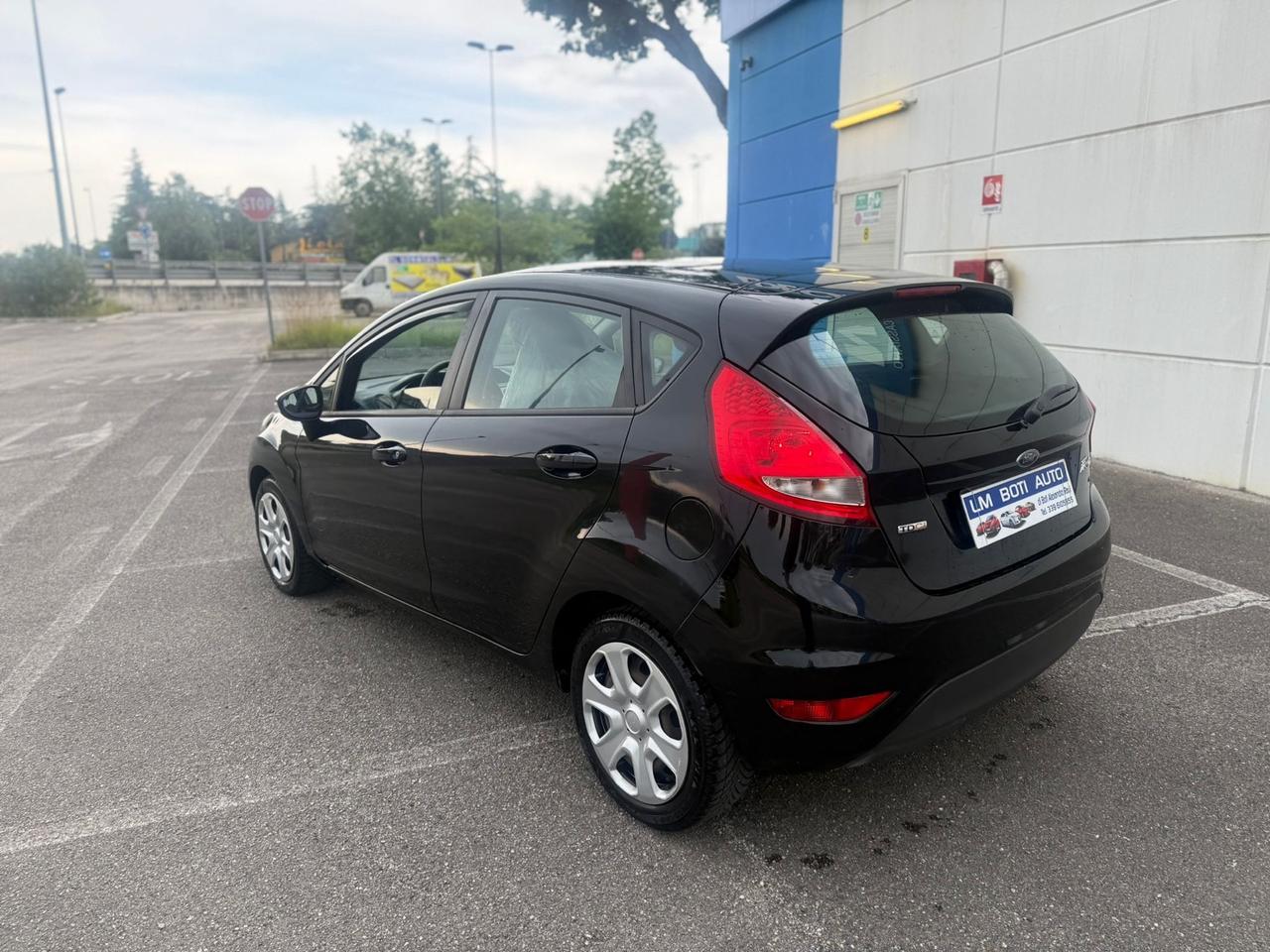 FORD FIESTA TITANIUM 1.4 DIESEL 2010 12 MESI DI GARANZIA