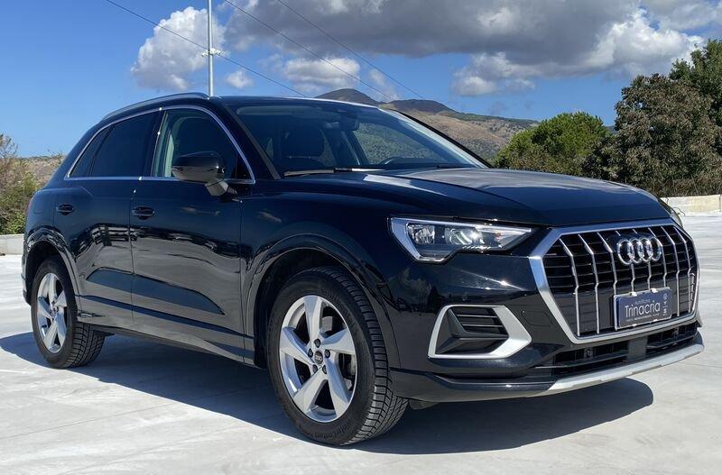 Audi Q3 Business Advanced 2.0 TDI 150CV S-Tronic 35